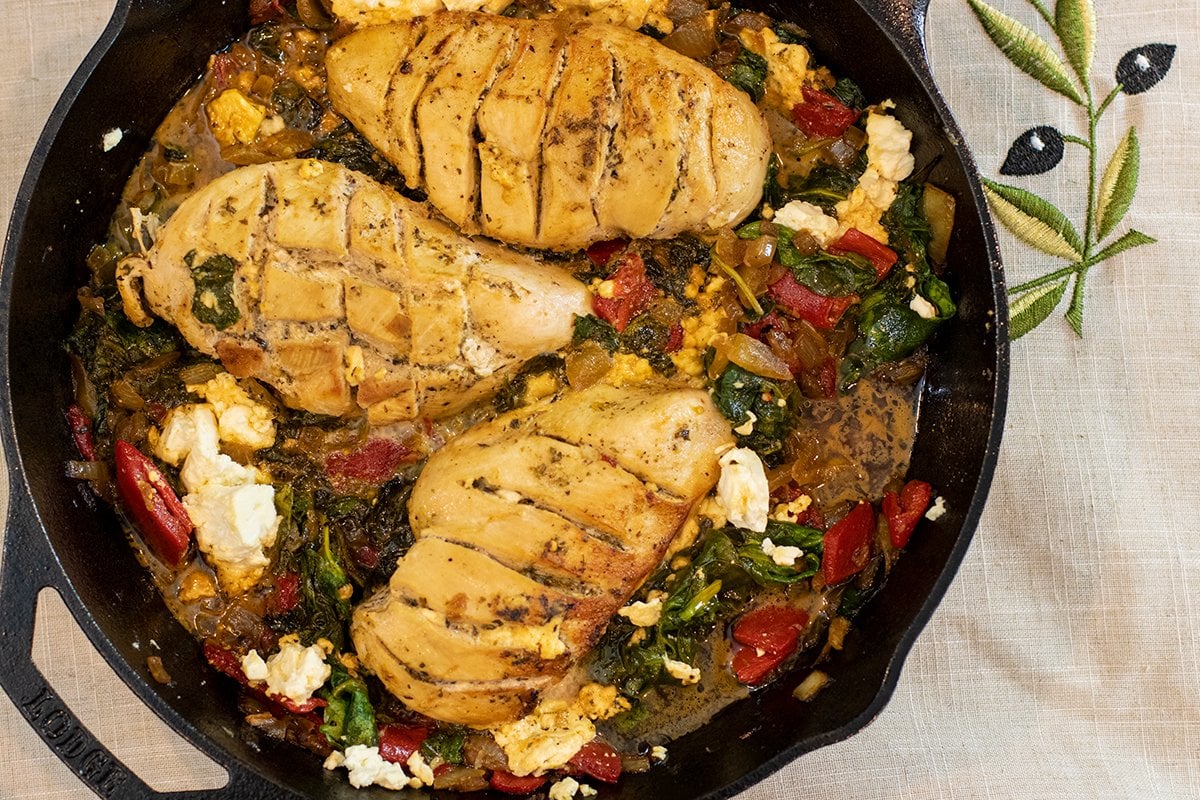 One-Skillet Greek Chicken Recipe with Spinach & Peppers