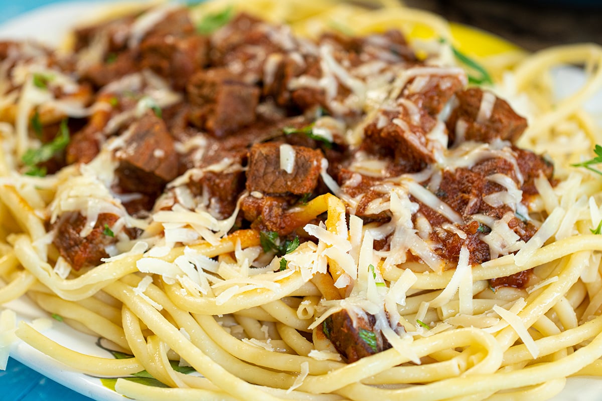 Pastitsada from Corfu Beef Stew with Pasta Dimitras Dishes