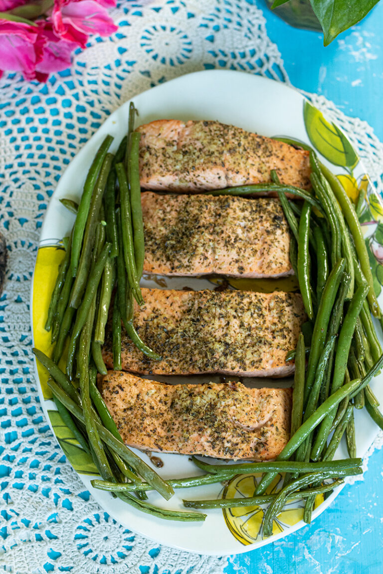 Roasted Salmon & Green Beans Dimitras Dishes