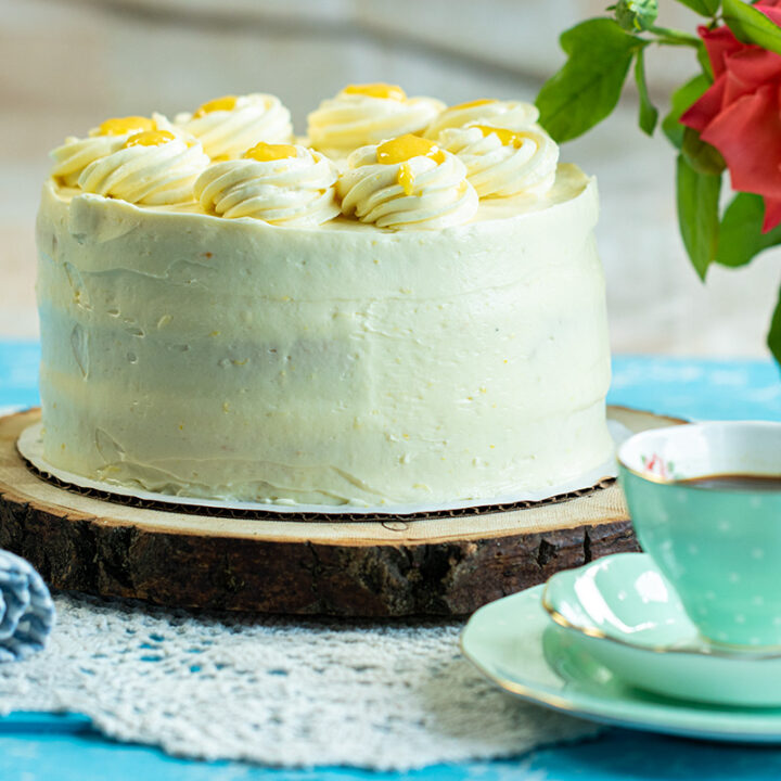 Lemon Layer Cake with Lemon Curd & Mascarpone Frosting