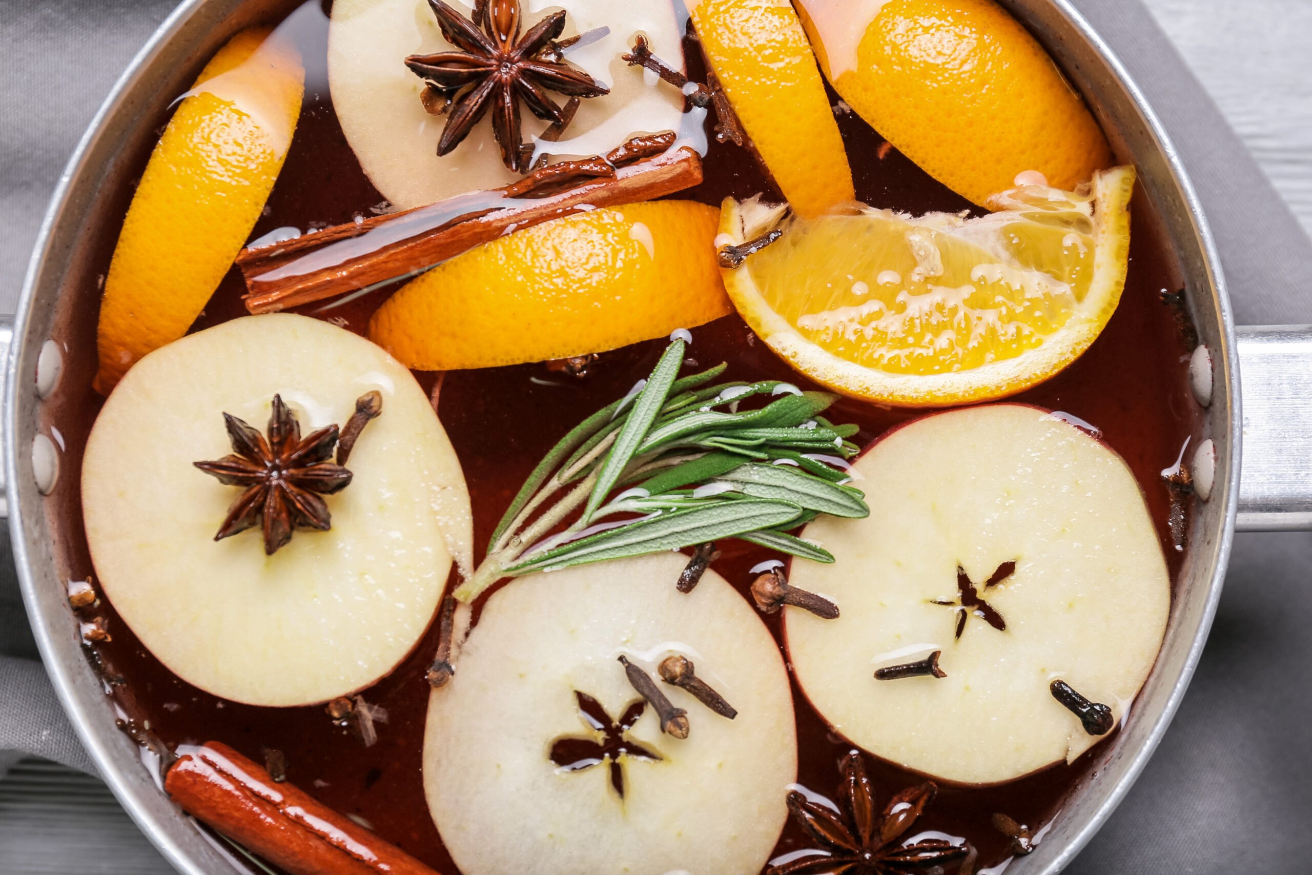 Make Your Home Smell Like Autumn with this Simmering Pot Dimitras Dishes