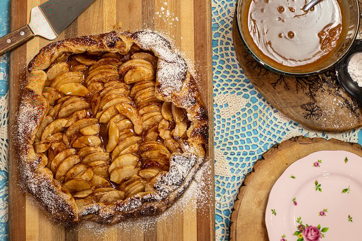 The Most Delicious Caramel Apple Galette in Puff Pastry - Dimitras Dishes