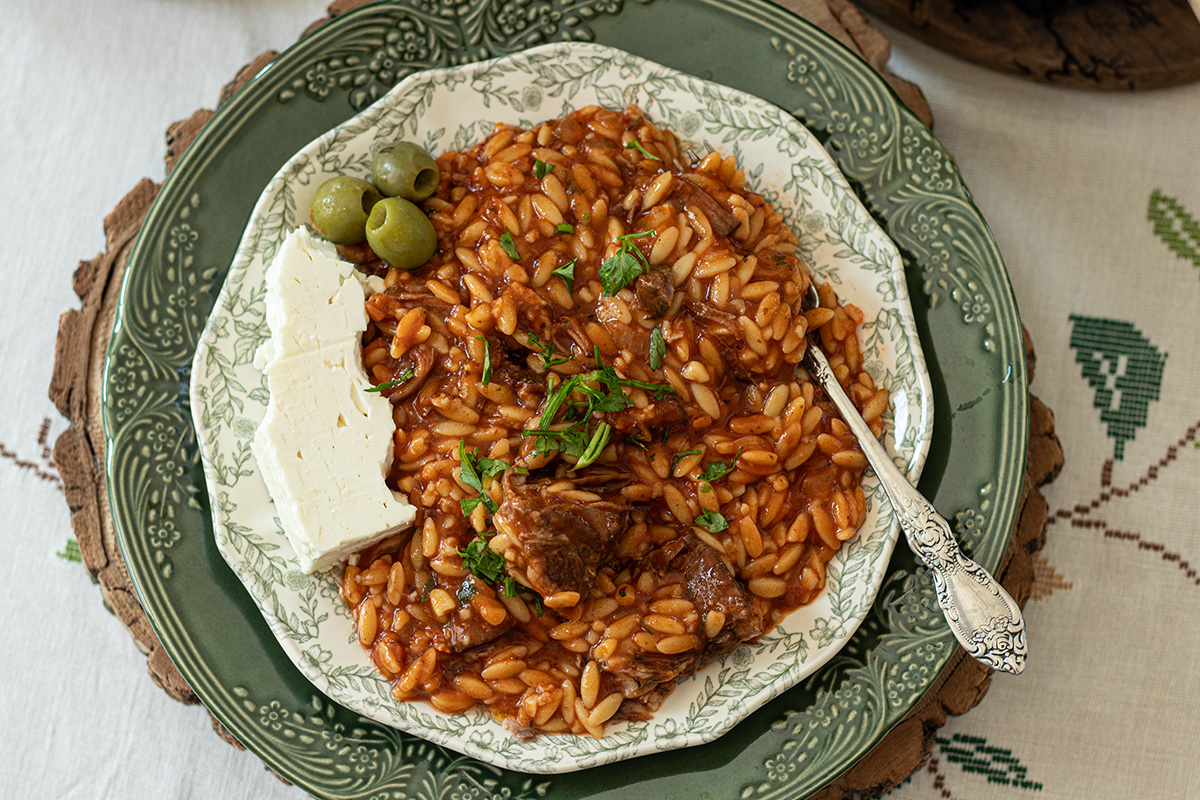 Quick Youvetsi with Leftover Roast Beef (Greek Orzo & Beef One-Pot)
