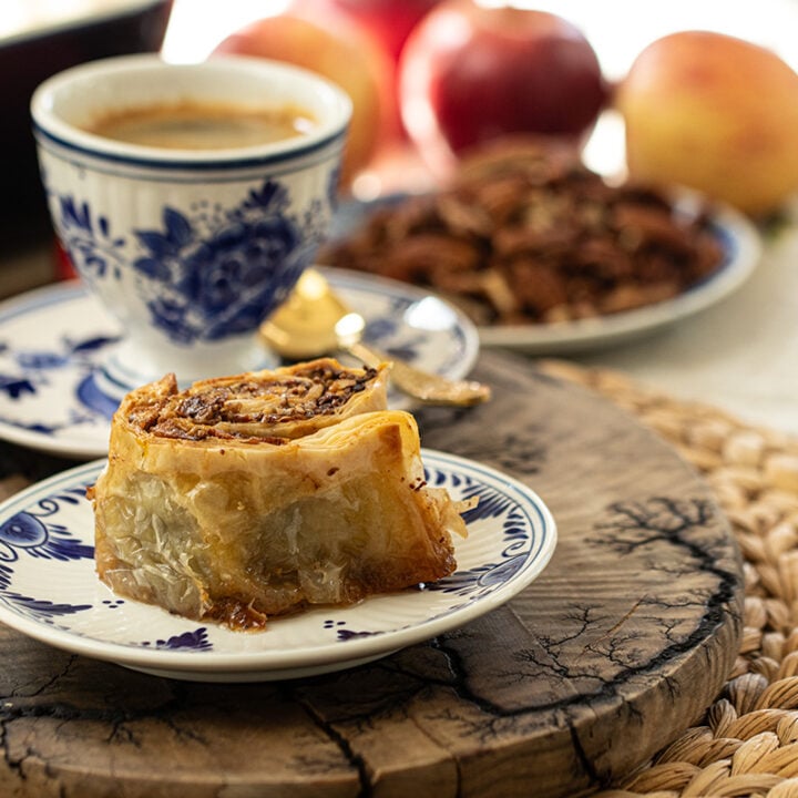 Apple Pecan Baklava Scrolls (Saragli Style)
