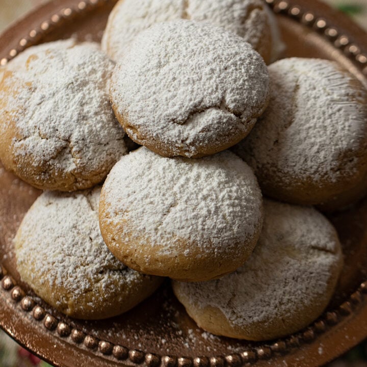 Raspberry-Filled Greek Snowball Cookies (Kourabiedes Twist)